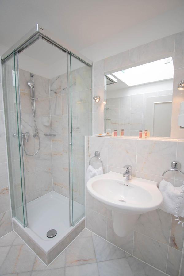 Hotel Imperial Ruegen Binz Room photo