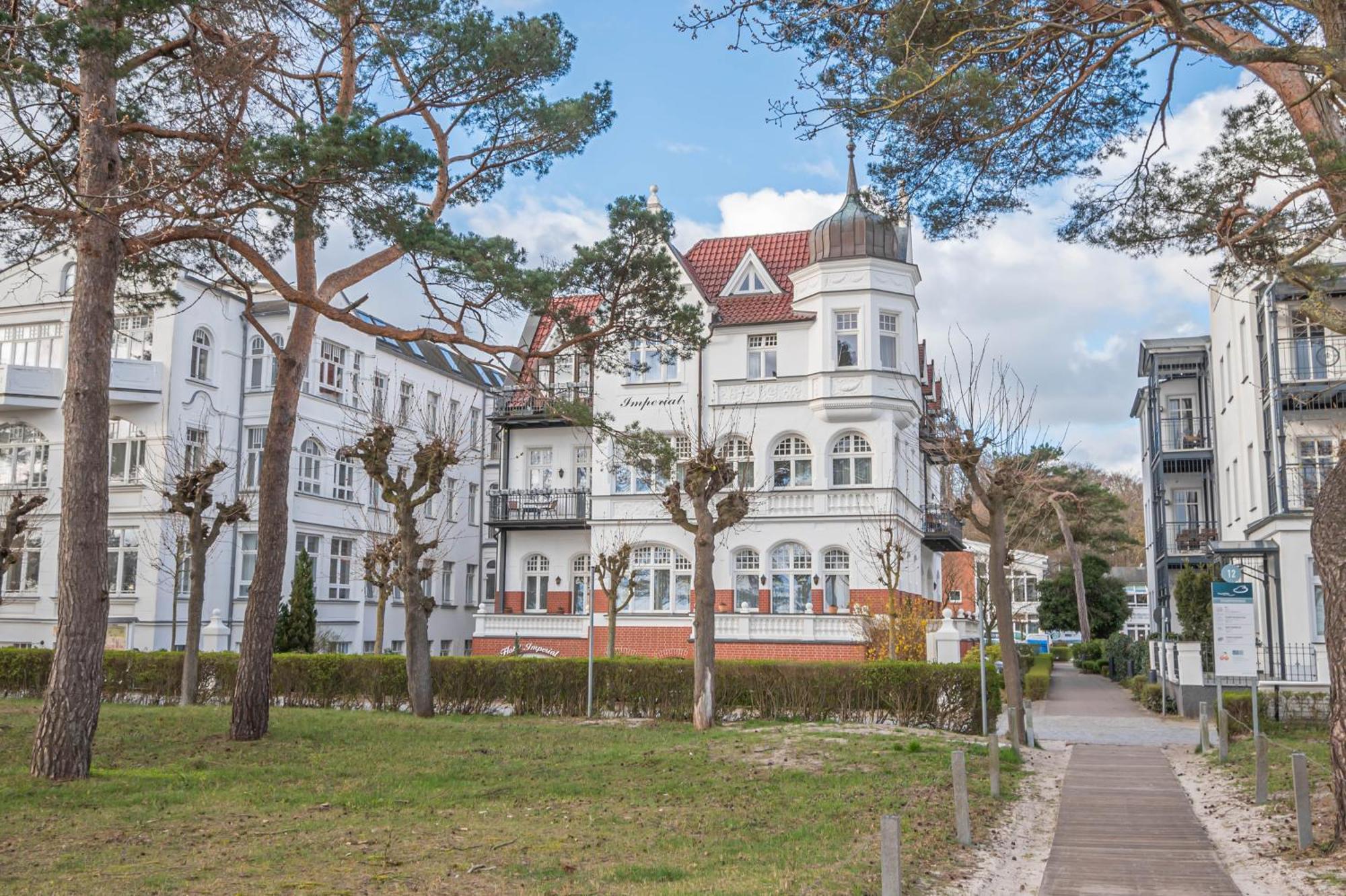 Hotel Imperial Ruegen Binz Exterior photo