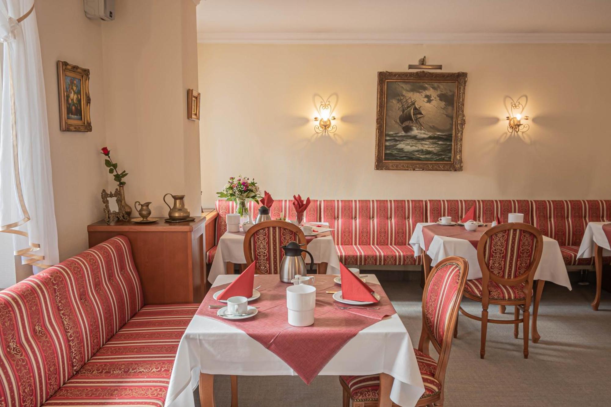 Hotel Imperial Ruegen Binz Exterior photo