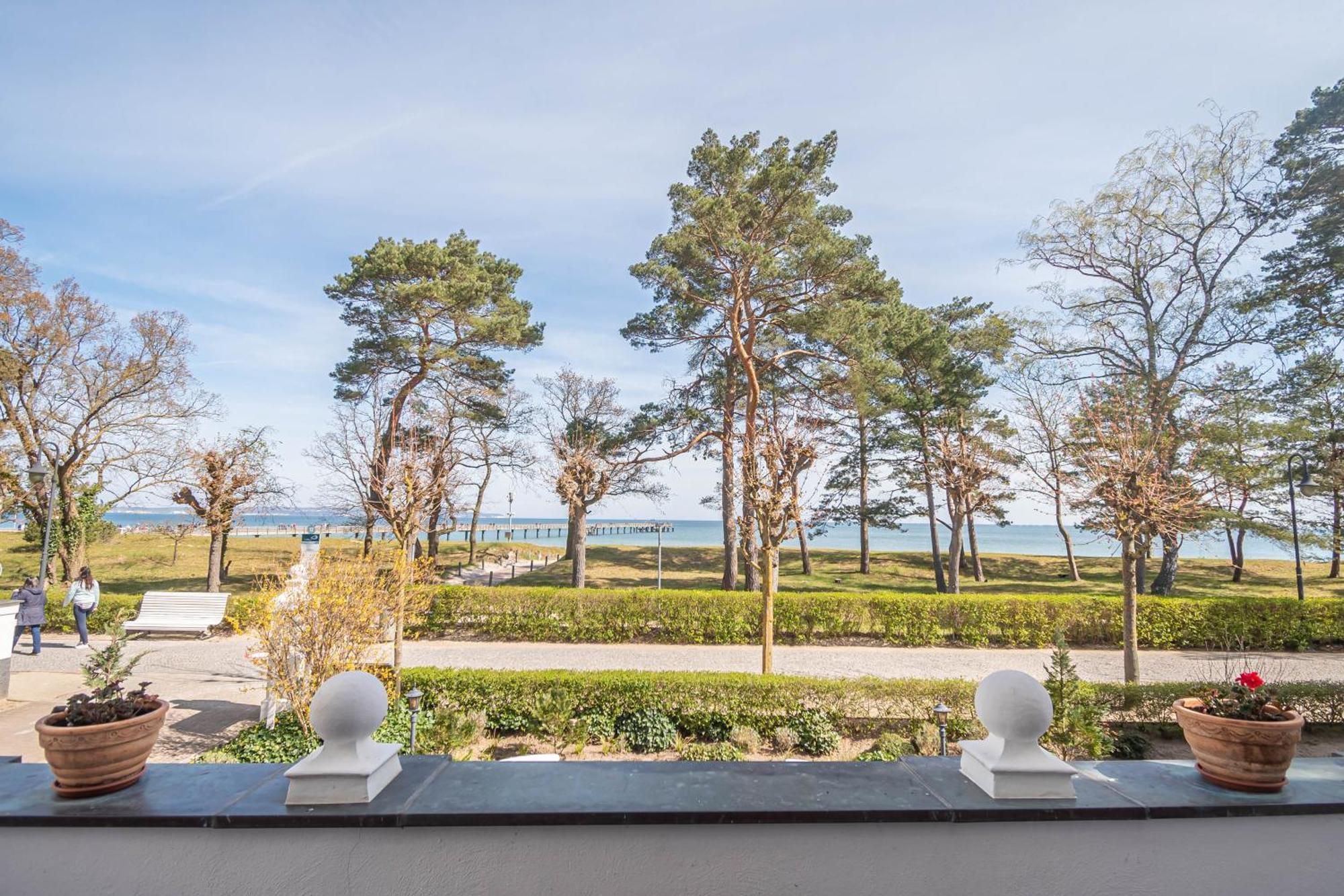 Hotel Imperial Ruegen Binz Exterior photo