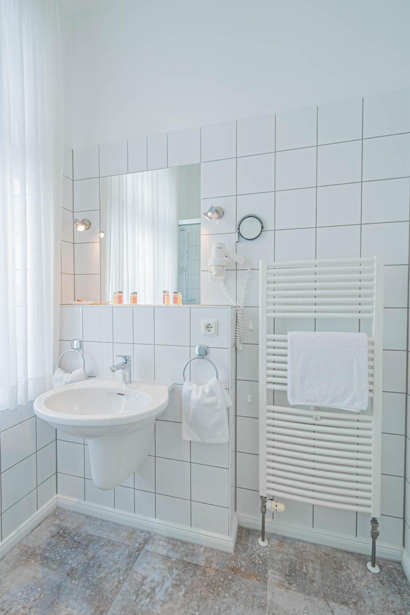 Hotel Imperial Ruegen Binz Room photo