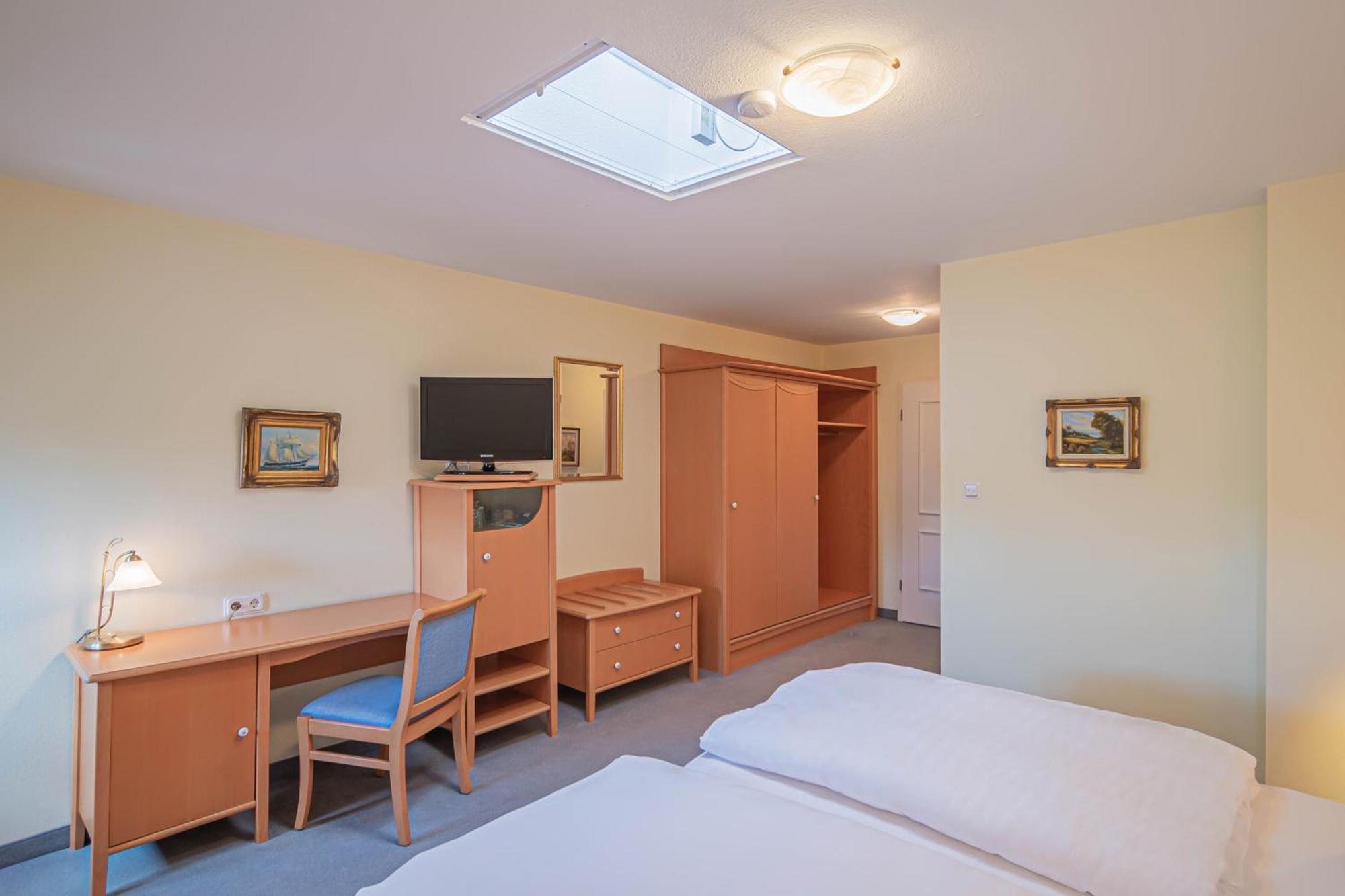 Hotel Imperial Ruegen Binz Room photo