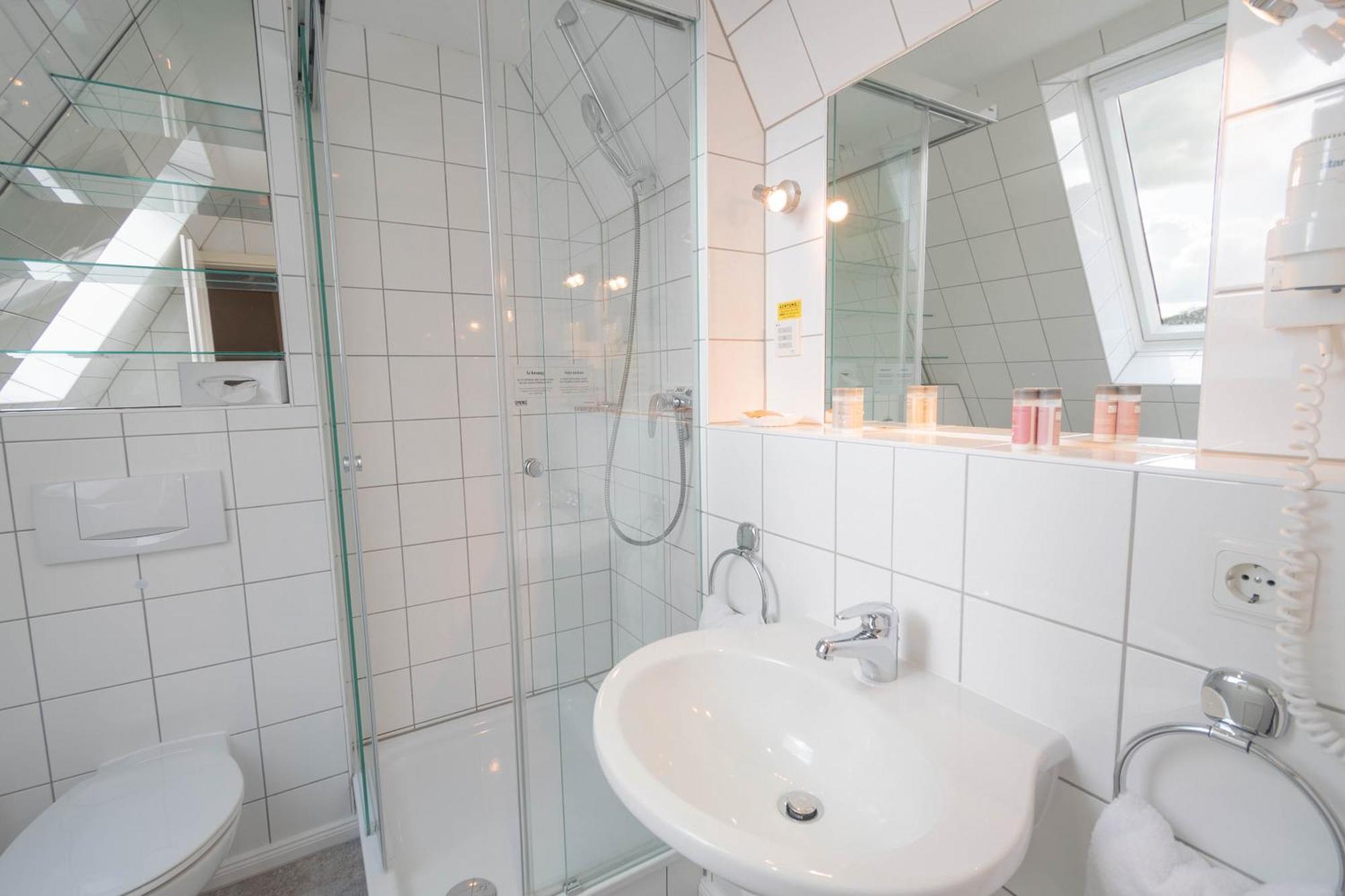 Hotel Imperial Ruegen Binz Room photo